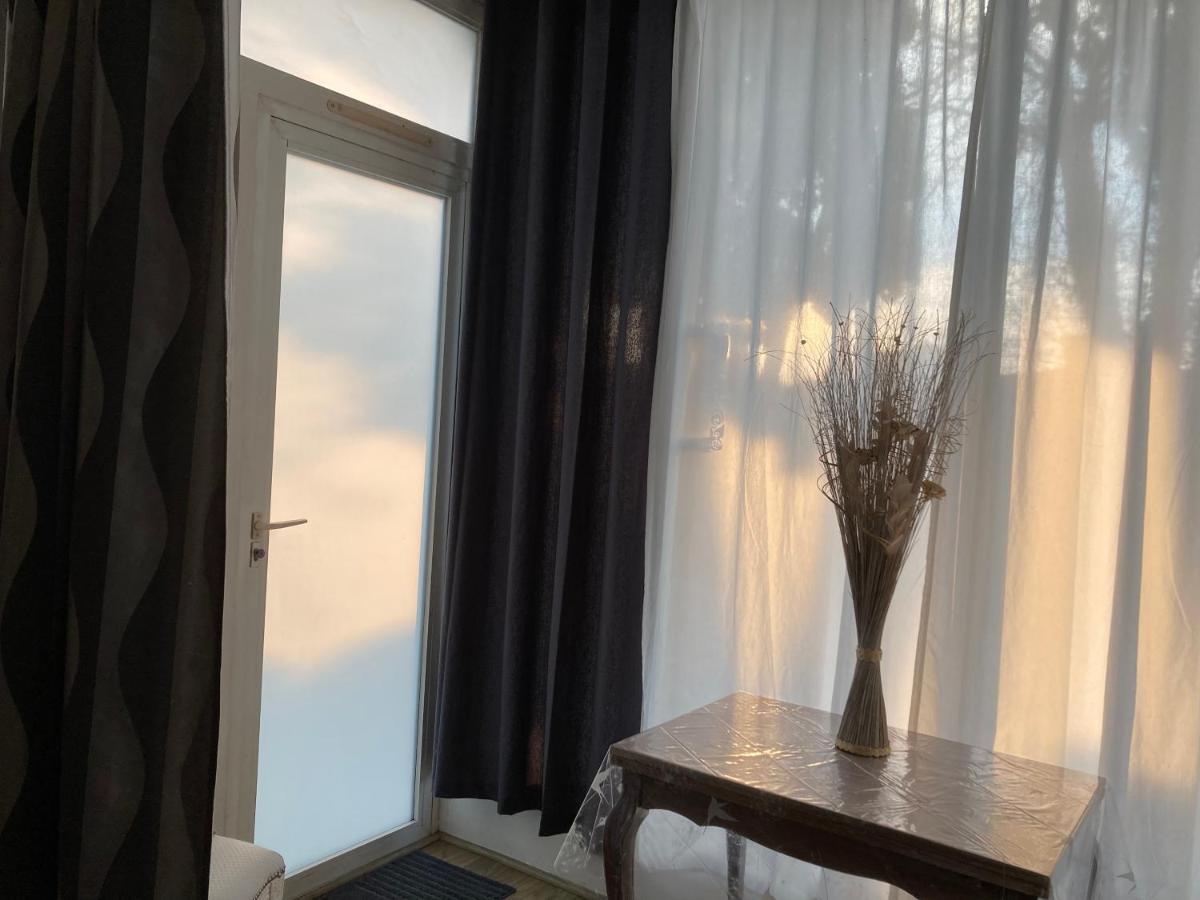 Gite Comme A La Maison Hyères Eksteriør bilde